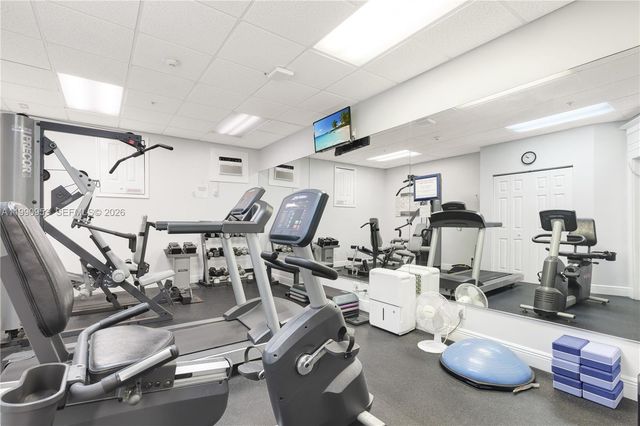 5420 N Ocean Drive 504, Singer Island, FL 33404