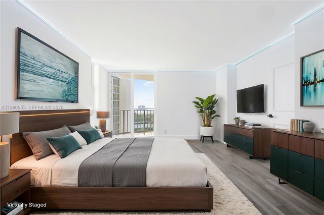 5420 N Ocean Drive 504, Singer Island, FL 33404