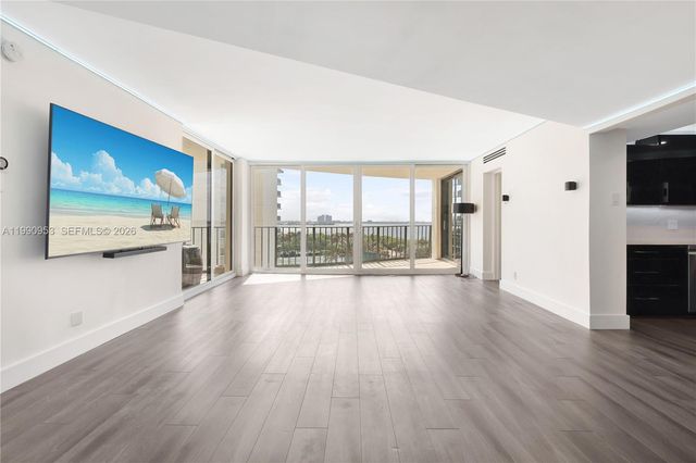 5420 N Ocean Drive 504, Singer Island, FL 33404