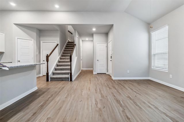 428 Cross Barn BLVD B, Buda, TX 78610