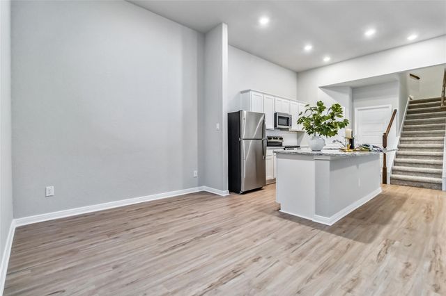 428 Cross Barn BLVD B, Buda, TX 78610