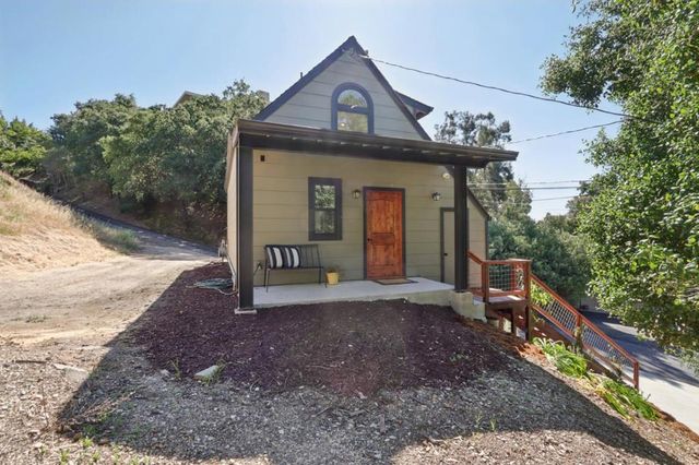 11265 Canyon Drive, San Jose, CA 95127