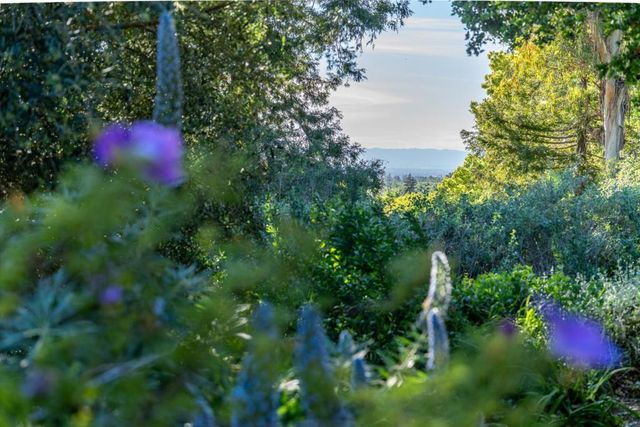 11265 Canyon Drive, San Jose, CA 95127