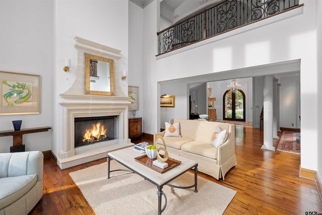 1950 Stonegate Circle, Tyler, TX 75703