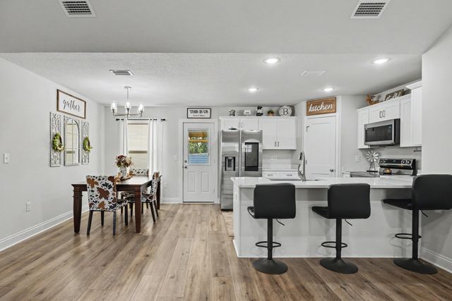 2595 Long Road, Defuniak Springs, FL 32433