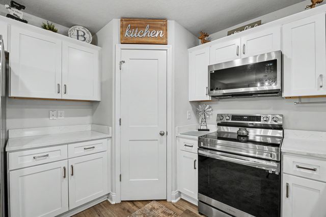 2595 Long Road, Defuniak Springs, FL 32433