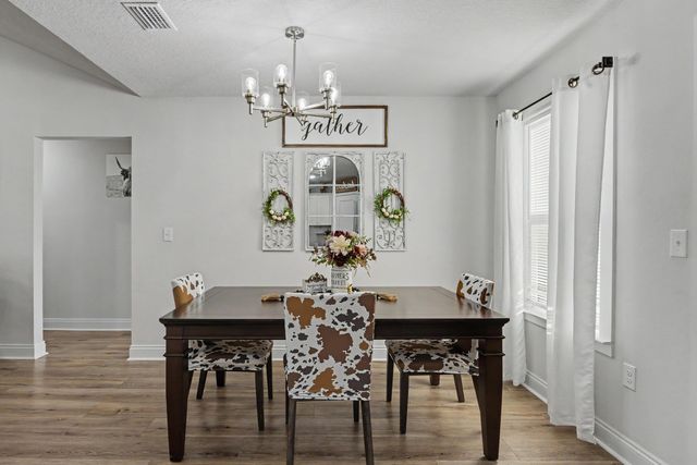 2595 Long Road, Defuniak Springs, FL 32433