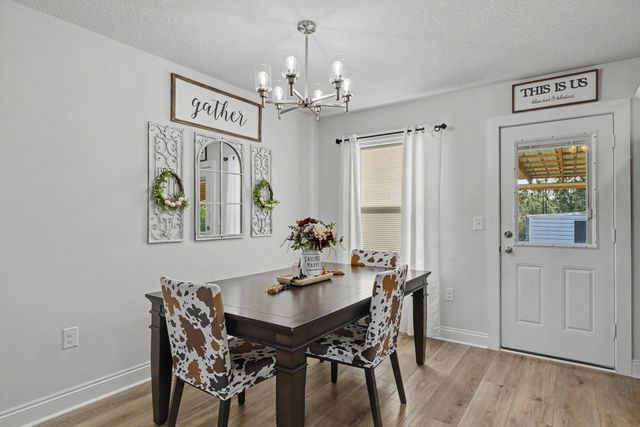 2595 Long Road, Defuniak Springs, FL 32433