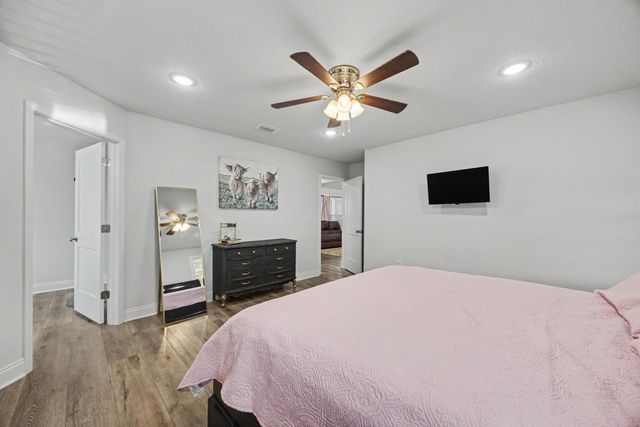 2595 Long Road, Defuniak Springs, FL 32433