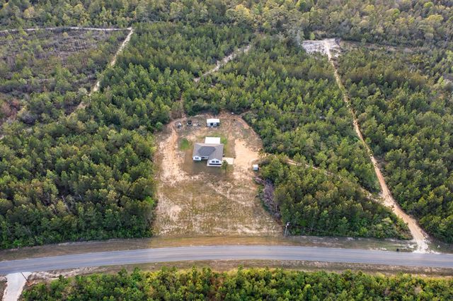 2595 Long Road, Defuniak Springs, FL 32433