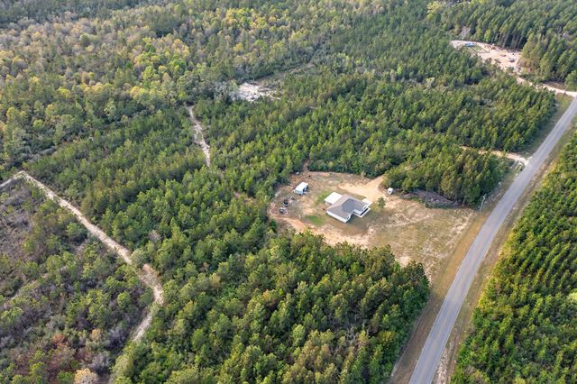 2595 Long Road, Defuniak Springs, FL 32433
