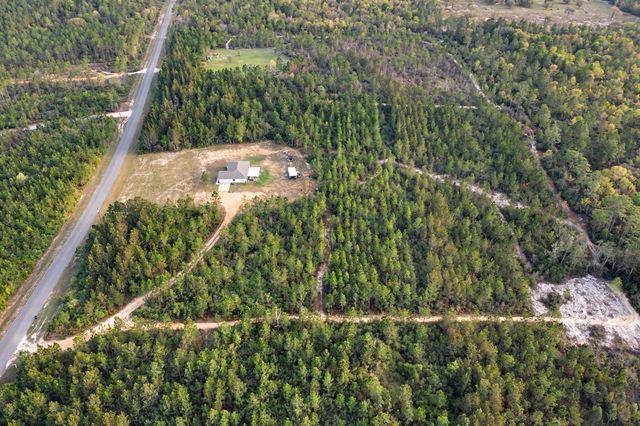2595 Long Road, Defuniak Springs, FL 32433