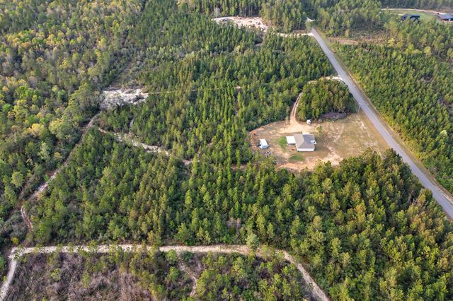 2595 Long Road, Defuniak Springs, FL 32433