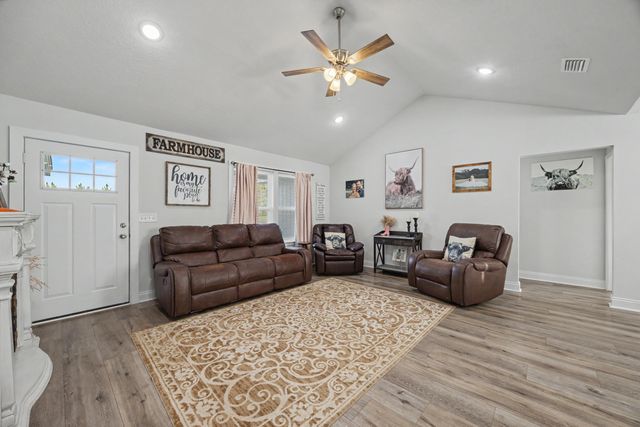 2595 Long Road, Defuniak Springs, FL 32433