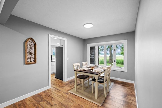5415 Twin Lake Boulevard E, Brooklyn Center, MN 55429