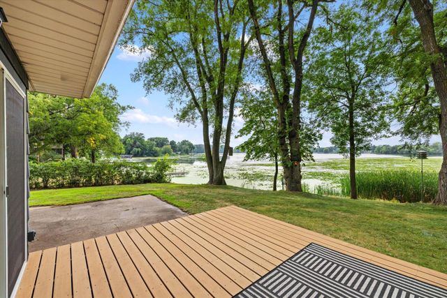 5415 Twin Lake Boulevard E, Brooklyn Center, MN 55429