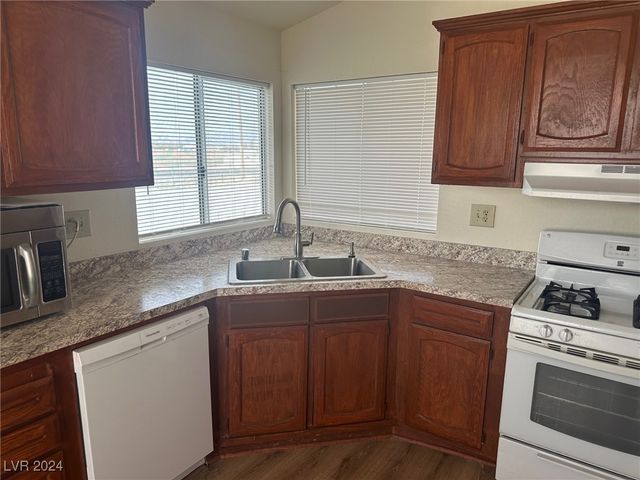 2340 West Bell Vista Avenue, Pahrump, NV 89060