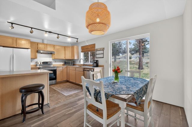 13536 SW Cinder Drive, Terrebonne, OR 97760