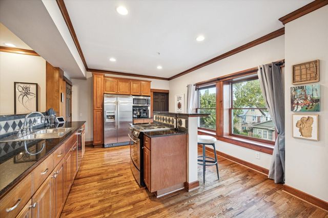215 W Norma Street 301, Houston, TX 77009