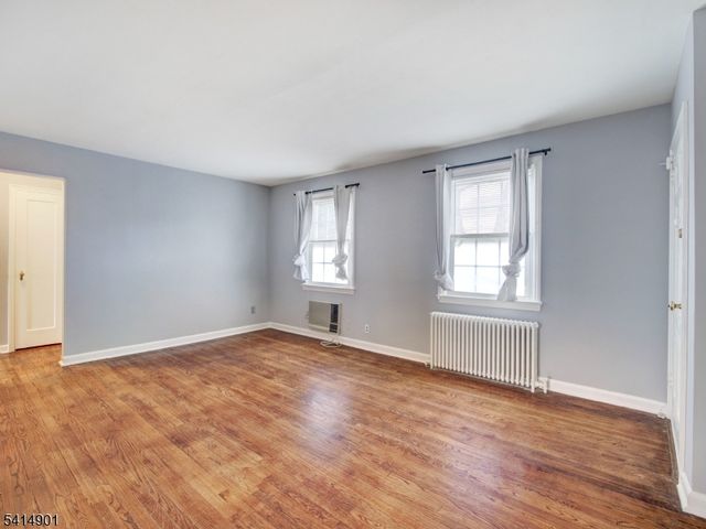 251 Elmwood Ave C, Maplewood Twp., NJ 07040