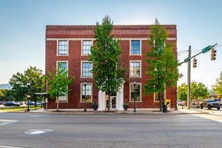 1301 Market Street 106, Chattanooga, TN 37402