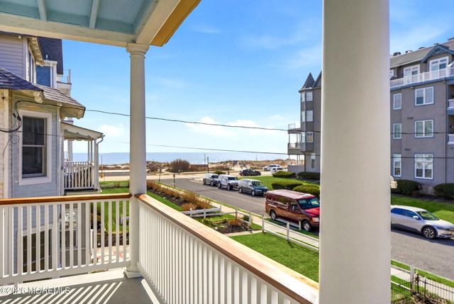 5 Seaview Avenue, Ocean Grove, NJ 07756
