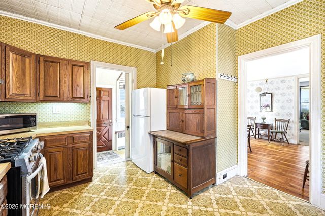 5 Seaview Avenue, Ocean Grove, NJ 07756