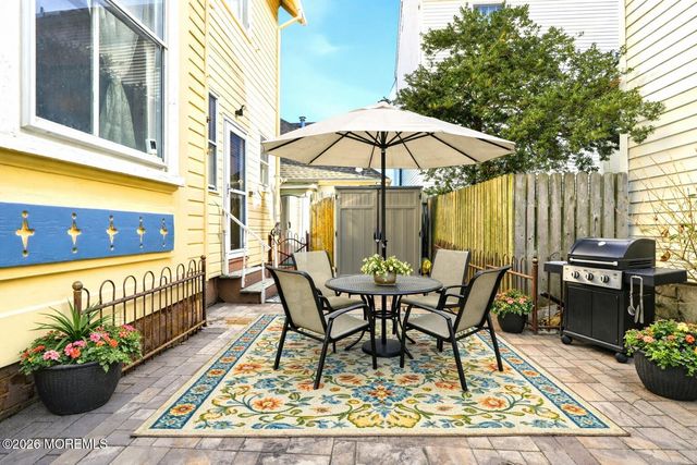 5 Seaview Avenue, Ocean Grove, NJ 07756