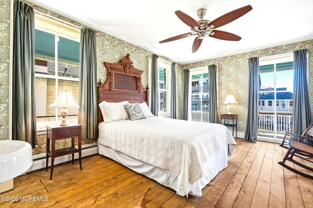 5 Seaview Avenue, Ocean Grove, NJ 07756