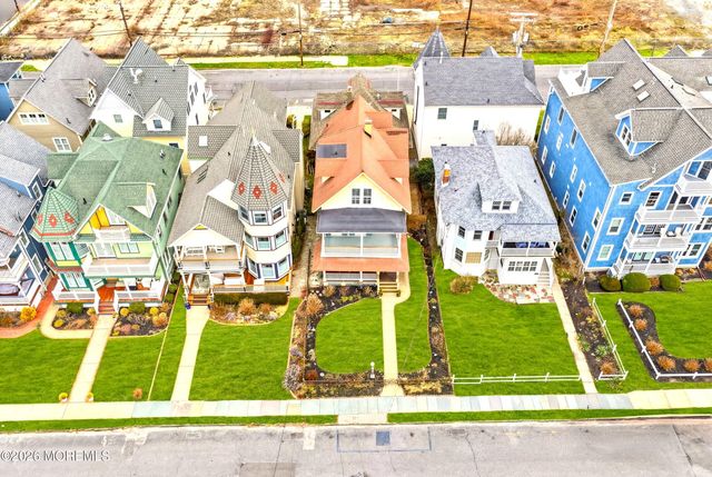 5 Seaview Avenue, Ocean Grove, NJ 07756