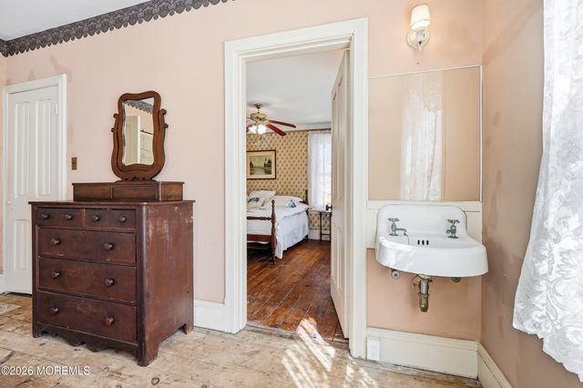 5 Seaview Avenue, Ocean Grove, NJ 07756