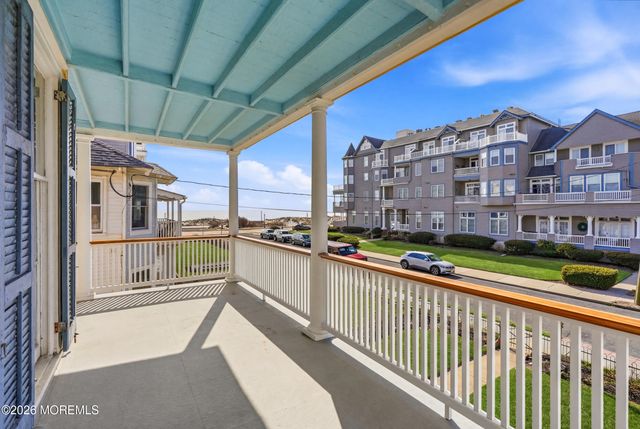 5 Seaview Avenue, Ocean Grove, NJ 07756