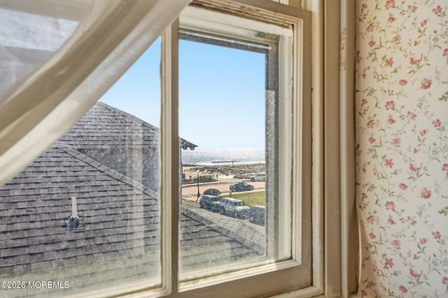 5 Seaview Avenue, Ocean Grove, NJ 07756