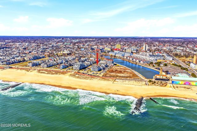 5 Seaview Avenue, Ocean Grove, NJ 07756