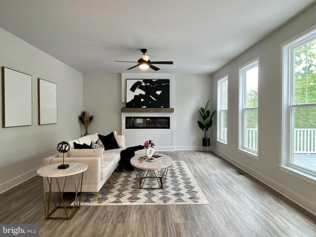 15206 LOST HORIZON LN, Fredericksburg, VA 22407