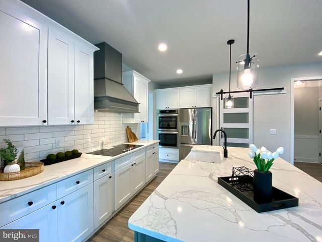 15206 LOST HORIZON LN, Fredericksburg, VA 22407