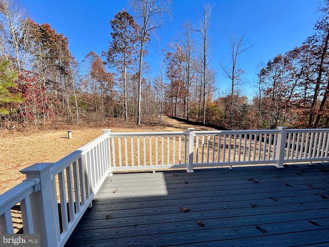 15206 LOST HORIZON LN, Fredericksburg, VA 22407