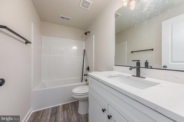 15206 LOST HORIZON LN, Fredericksburg, VA 22407