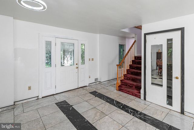 22 OAKLAND ST, Princeton, NJ 08540