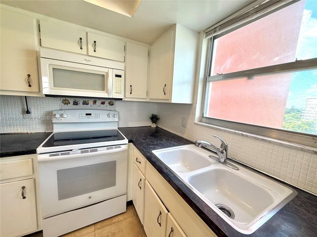 1351 NE Miami Gardens Dr 626E, Miami, FL 33179