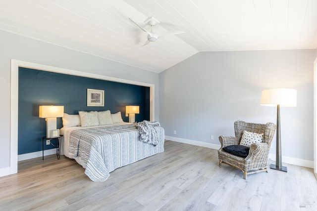 15 Lemon Ct, Napa, CA 94558