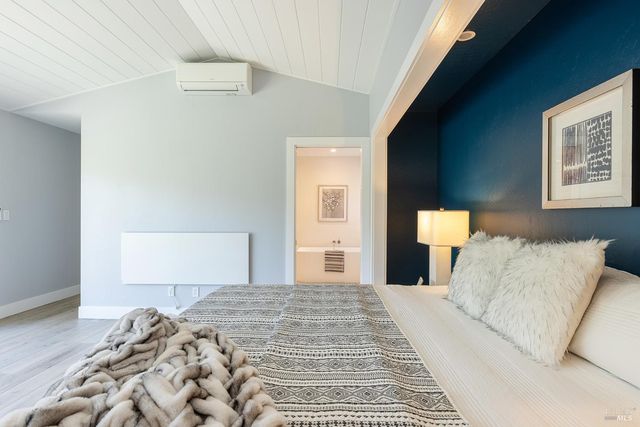 15 Lemon Ct, Napa, CA 94558