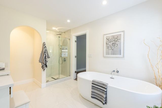 15 Lemon Ct, Napa, CA 94558