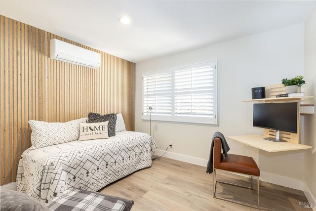 15 Lemon Ct, Napa, CA 94558