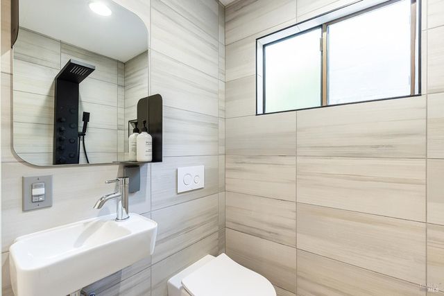 15 Lemon Ct, Napa, CA 94558