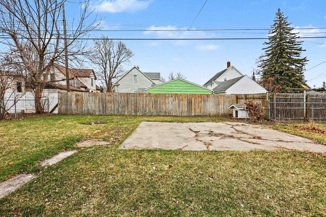 905 S Monroe Street, Bay City, MI 48708