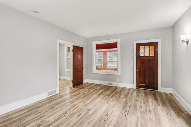 905 S Monroe Street, Bay City, MI 48708