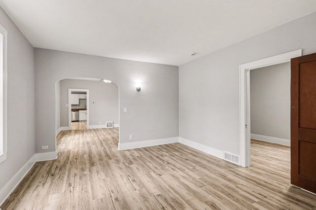 905 S Monroe Street, Bay City, MI 48708