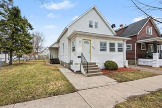 905 S Monroe Street, Bay City, MI 48708