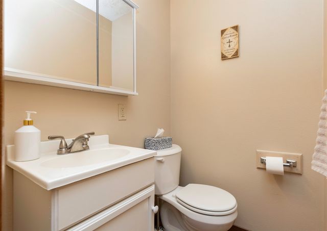 410-412 SE Magazine Road, Ankeny, IA 50021